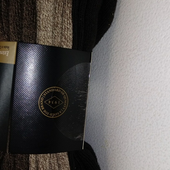 🏁🏁NWT- Harrington GoldToe socks bundle - Picture 5 of 5